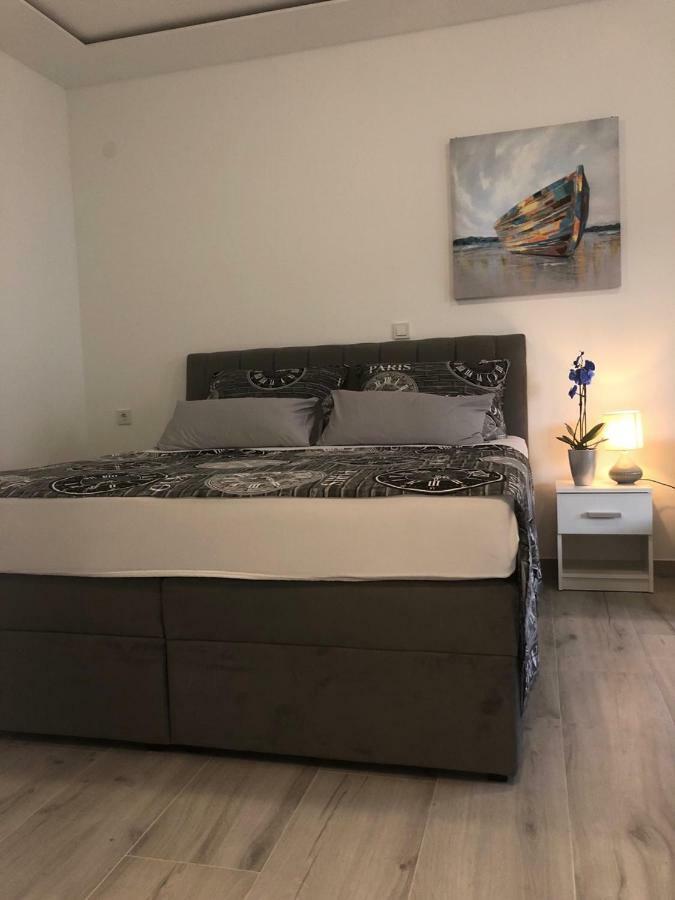 Apartment Jopa Sibenik Luaran gambar
